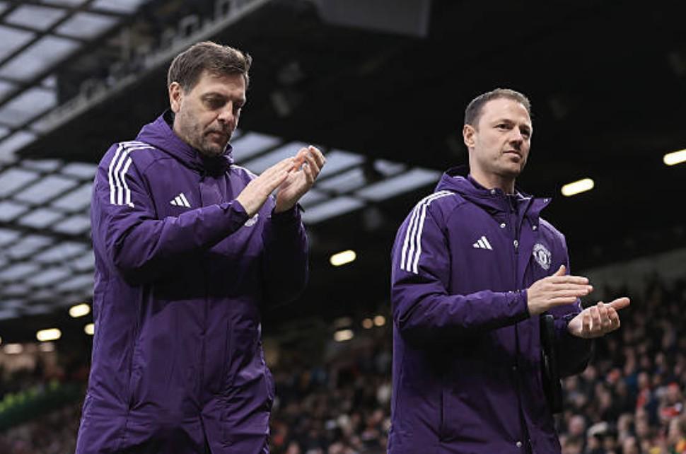 乐鱼体育官方平台-马奎尔：年轻中卫能被伍德盖特、埃文斯指导，这真是太棒了