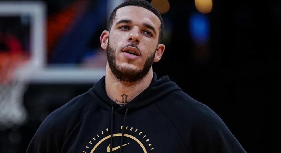 乐鱼体育官方平台-仅一夜，7大交易官宣，诞生3大赢家3个输家