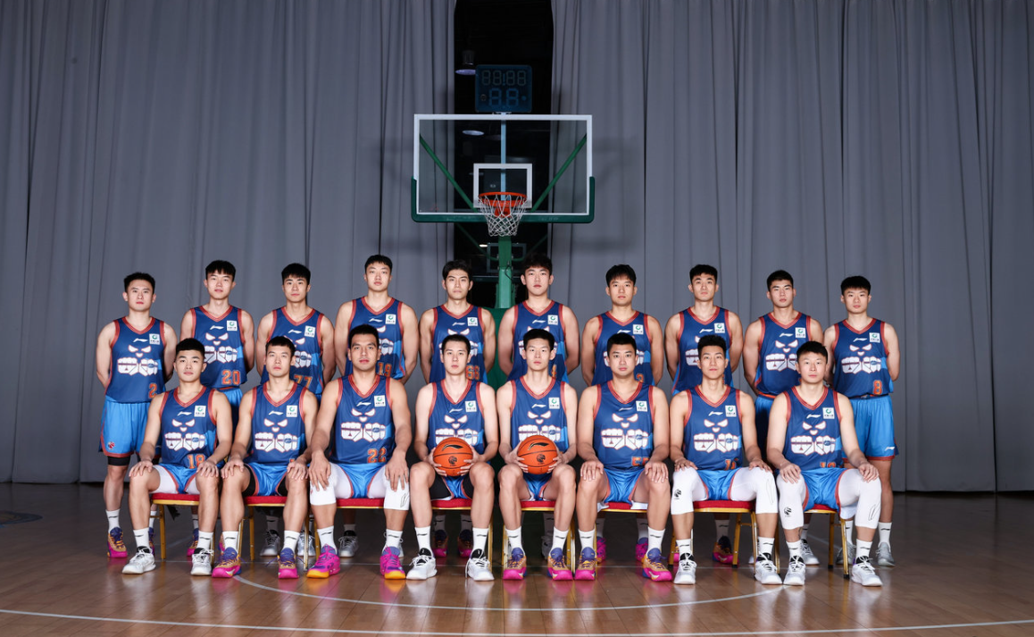 乐鱼体育官方平台-姚明一离任就不行！苏群曝CBA分红今年少800万 升降级势在必行？